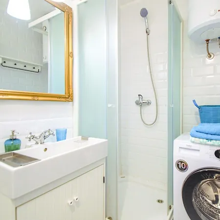 Holiday home Lara By Interhome